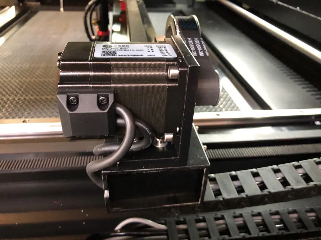 co2 laser cutting machine 1400x1000 - 130W - 150 W - 180W servo motors - autofocus - Επαγγελματικό