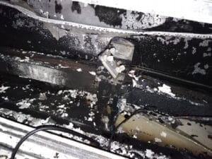 Laser cutting machine repair: checking the optics